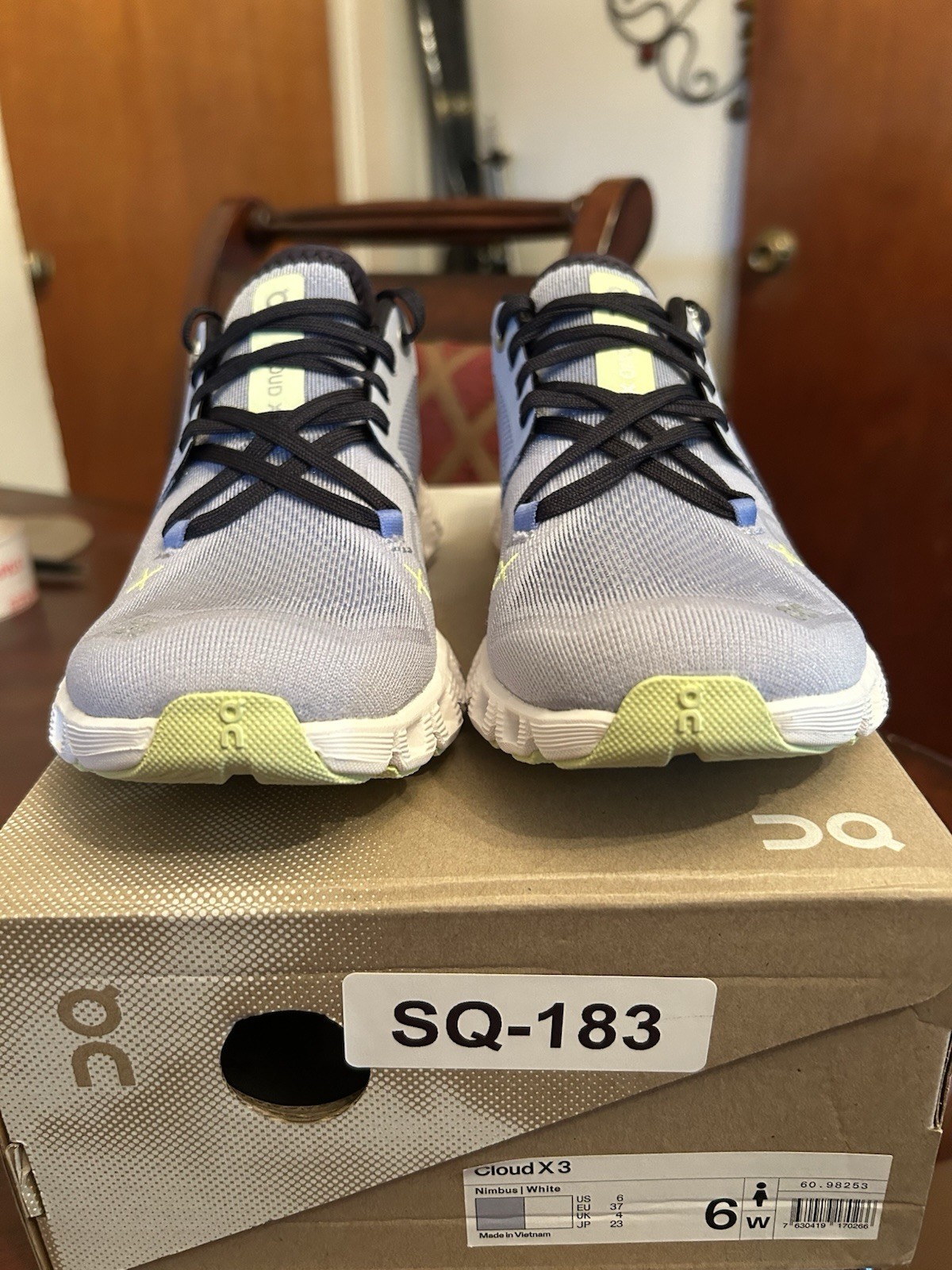 Women’s on cloud Cloudflyer X 3 shoes, Size 6, New In Box