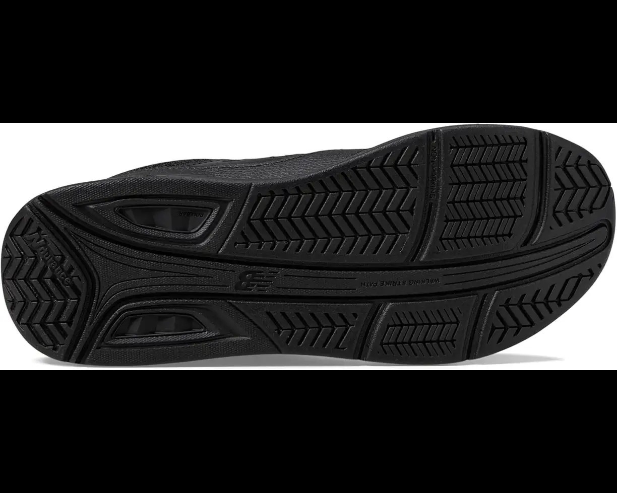 Size 8.5 – New Balance 928v3 ( Model WW928BK3 ) Black – Medium / Standard Width