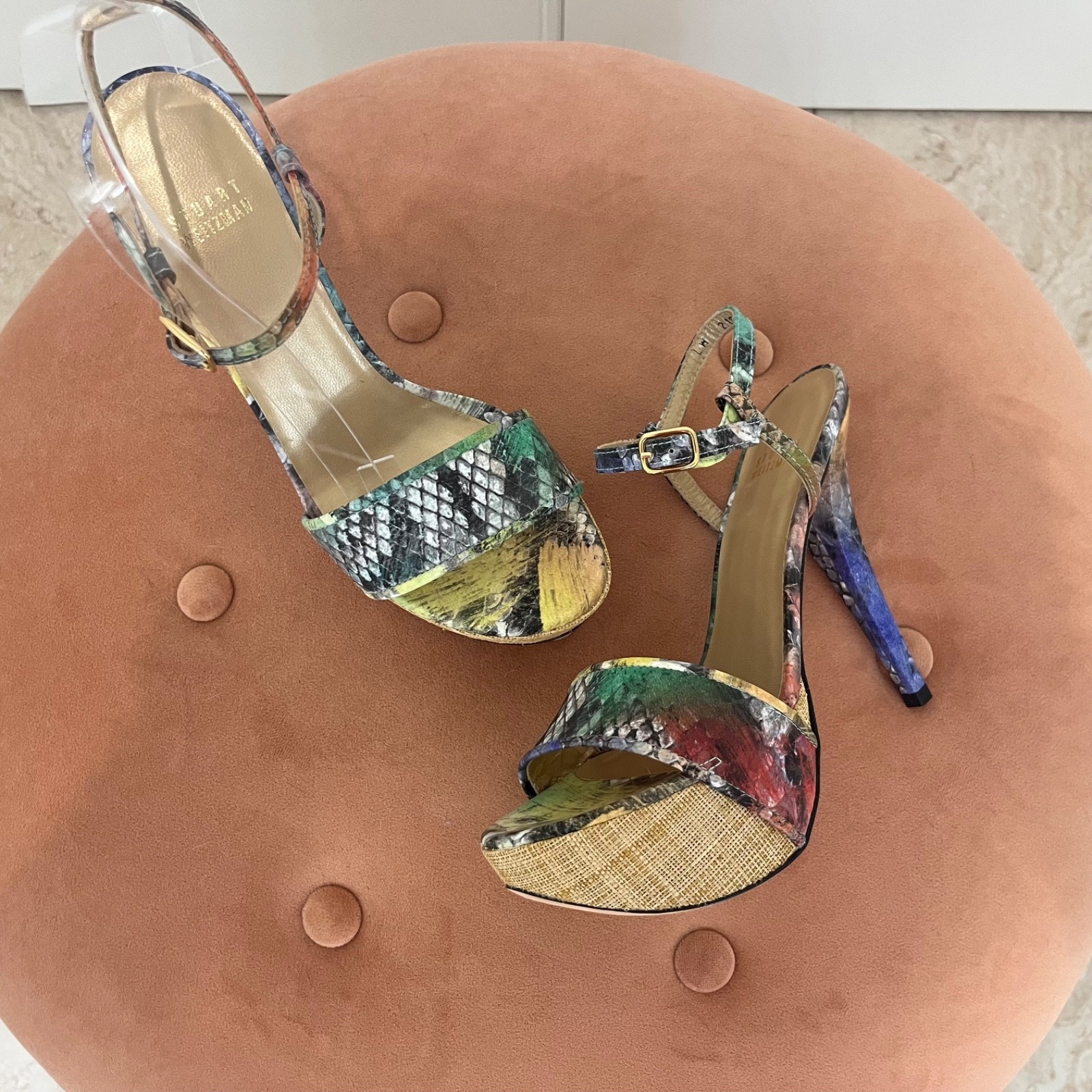 NEW w/ Box Stuart Weitzman «Onceover» Multicolor Python Print Platform Heels – 7
