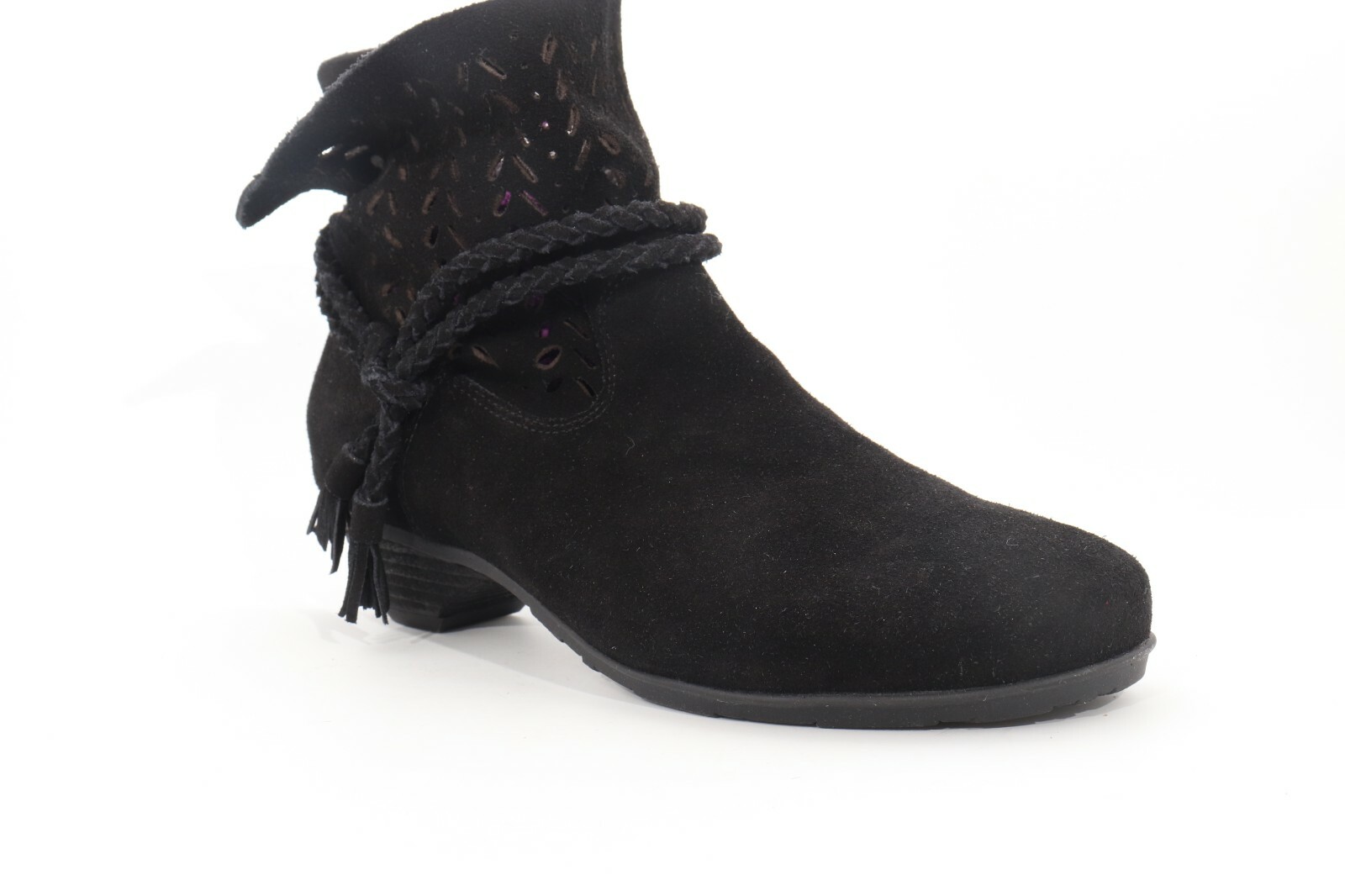 Abeo Women’s Nicole Black Booties Size US 7 Left Boot, Size 8 Right Boot Casual