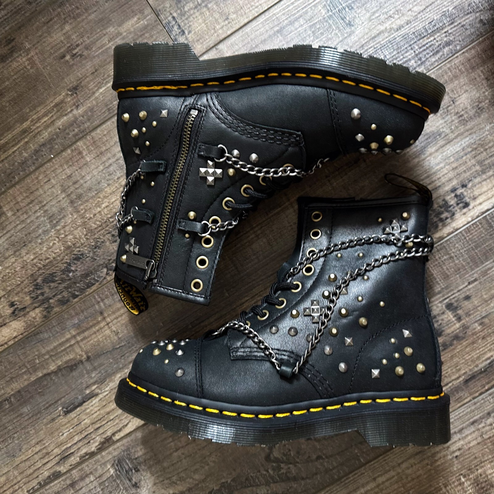 Dr. Martens 1460 Studded Chain Leather Lace Up Utility Boots Size M4 W5 EU36