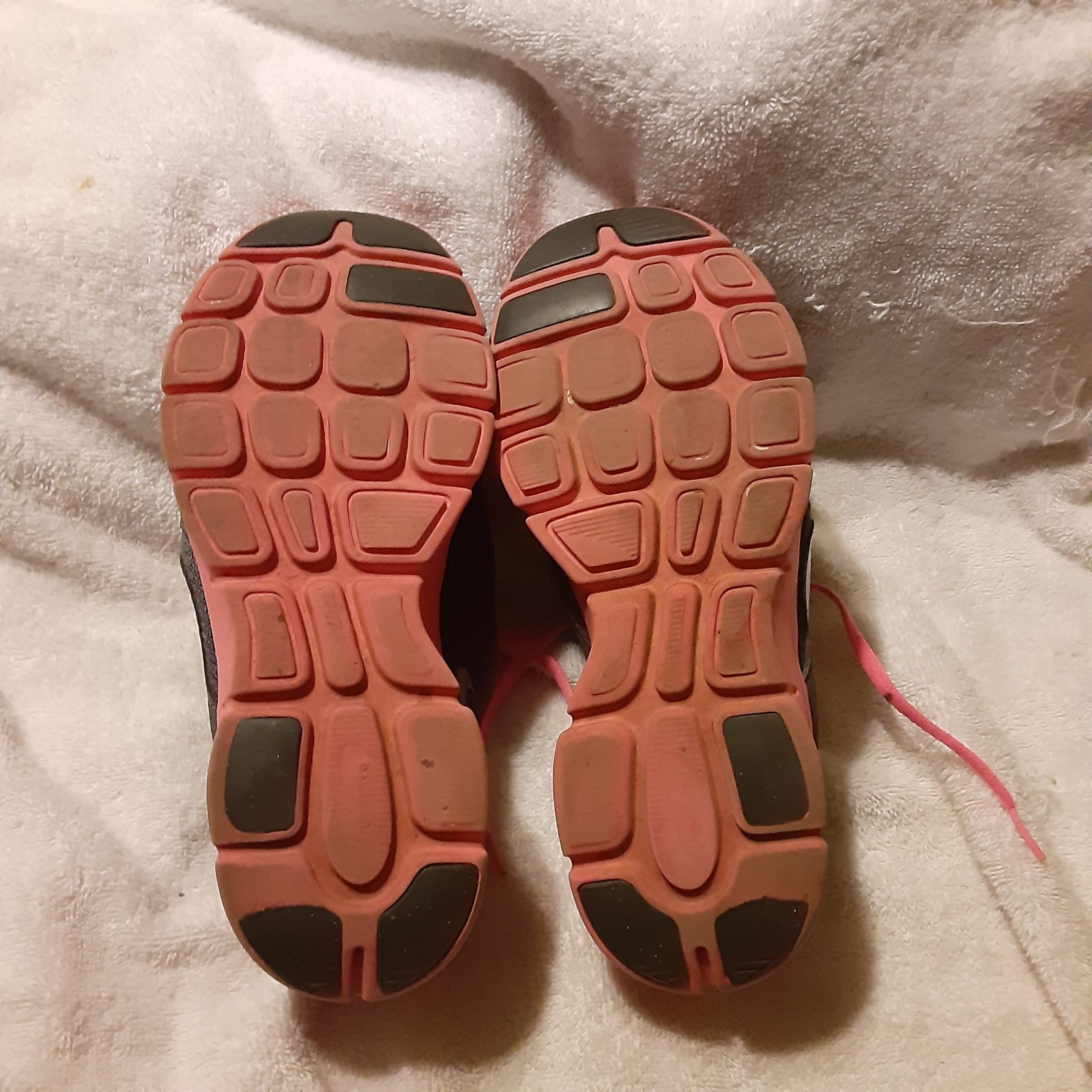Nike Flex Experience RN Gray Pink Womens US Size 8 525754-007 Running Shoes
