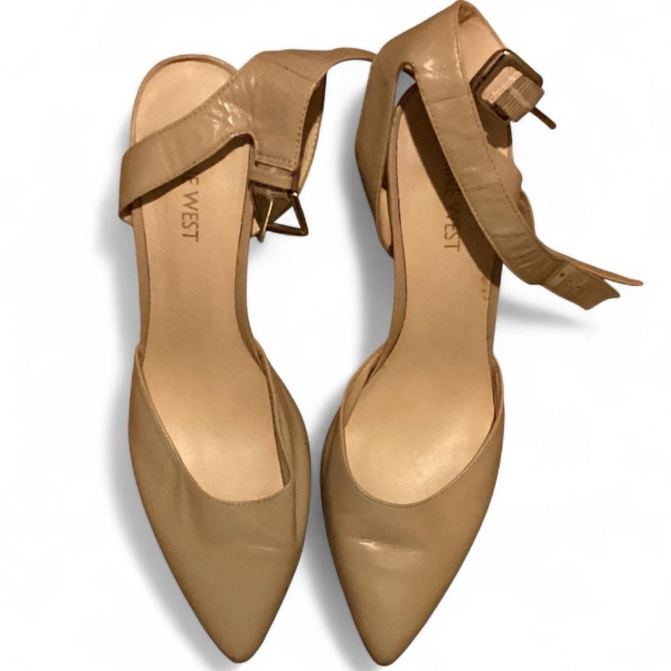 Nine West Women’s Beige Leather Pointed Toe Ankle Strap Buckle Pumps 7.5M