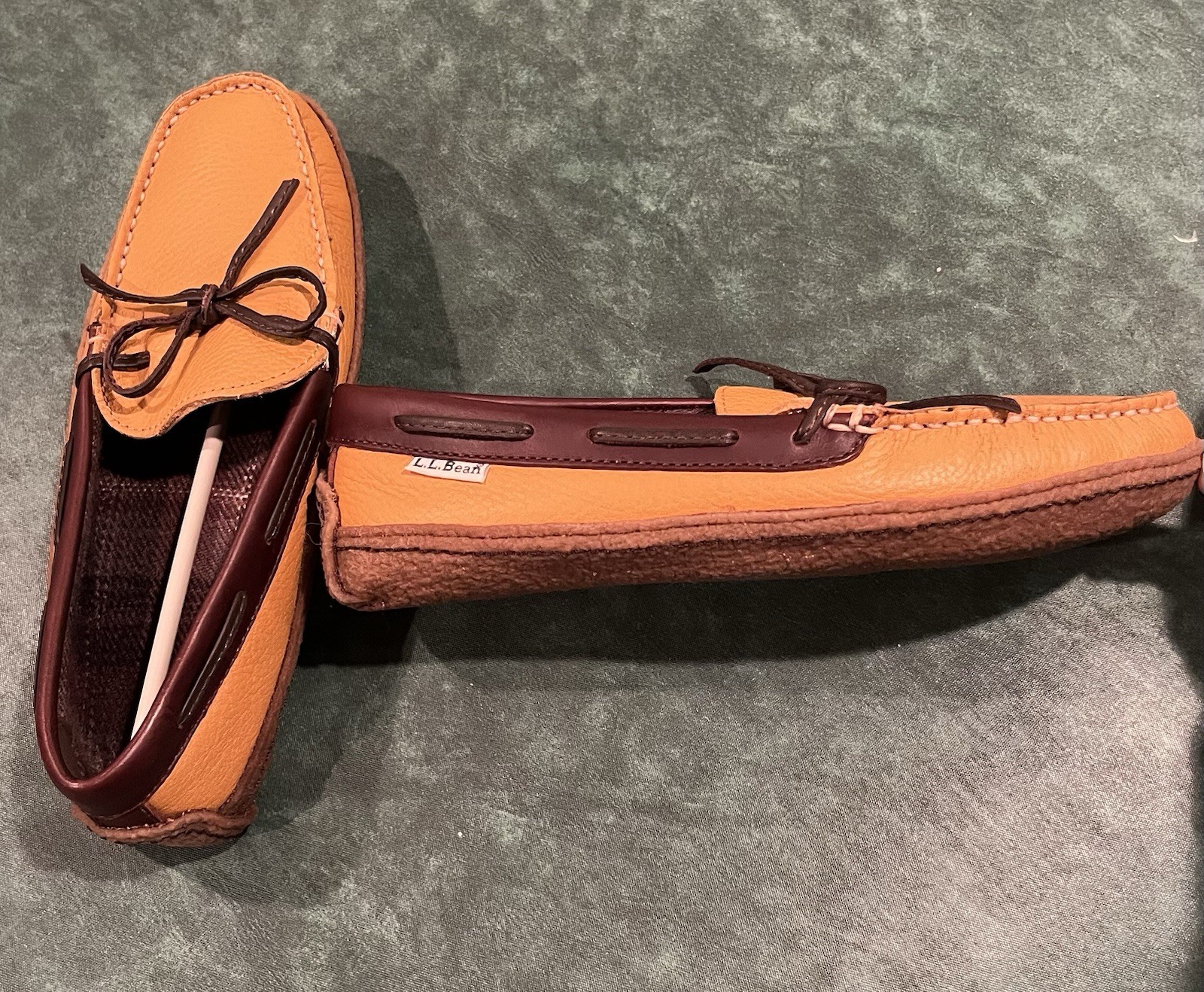 L.L. Bean Women’s Brown/Mustard Moccasin Shoes Size 7 Vintage New without Tags