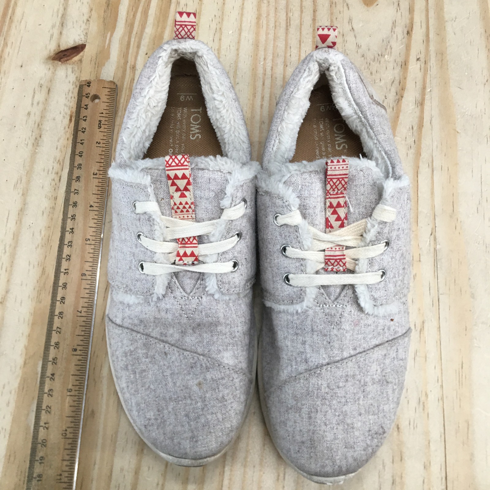 Toms Shoes Womens 9 Del Rey Sneakers Gray Casual Lace Up Comfort Low Top Flats