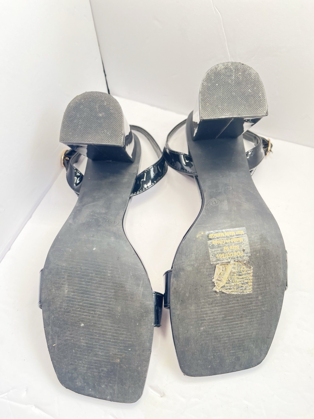 Journee Collection Tivona Patent Vegan Leather Strappy Block Heels Black Sz 9.5