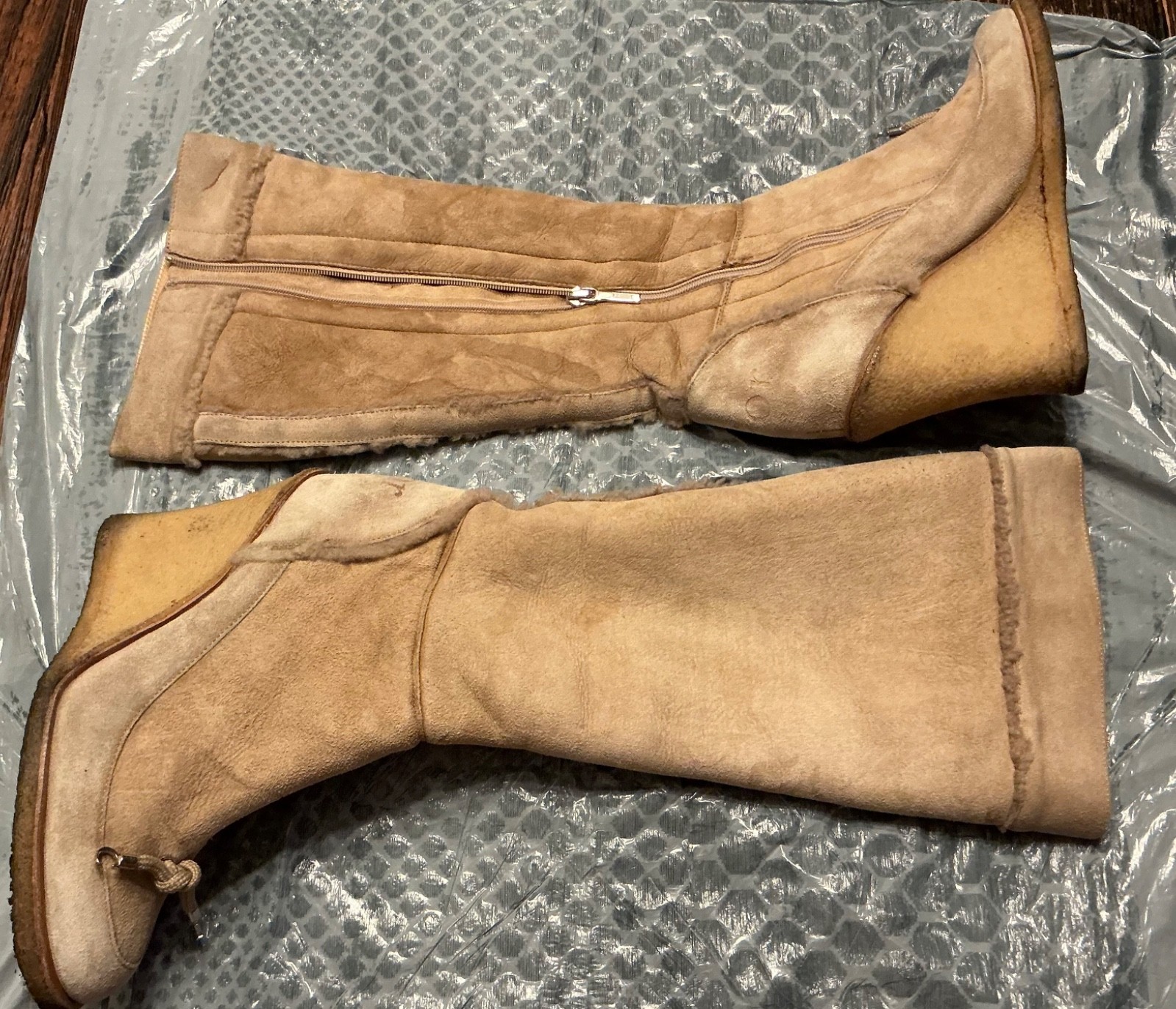 Christian Dior Beige Shearling Suede CD Logo Wedge Boots With Zipper Size 37,5