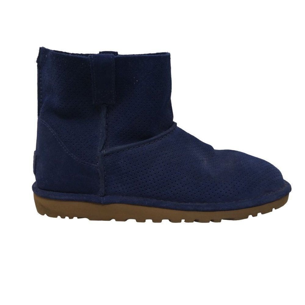 UGG Classic Unlined Mini Perf Navy Suede Boots Womens Size 9