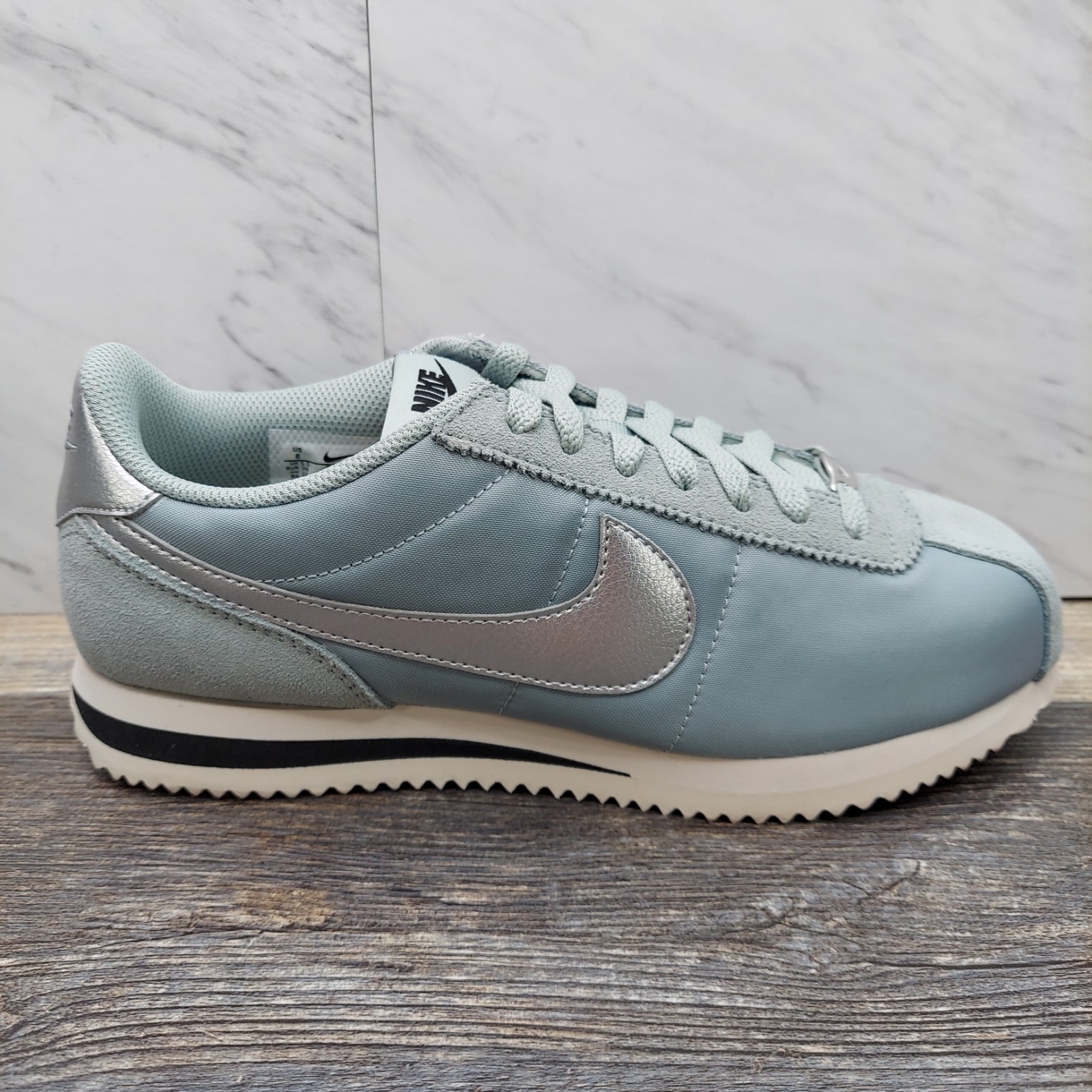 Nike Cortez TXT Shoes Light Pumice Silver Sneakers Womens Size 8 Shoe DZ2795-002