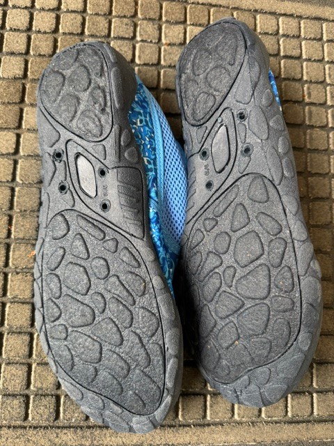 Lands End Womens Aqua Socks Deep Sea/Galaxy Blue Mosaic 9-10 ONLY WORN ONCE