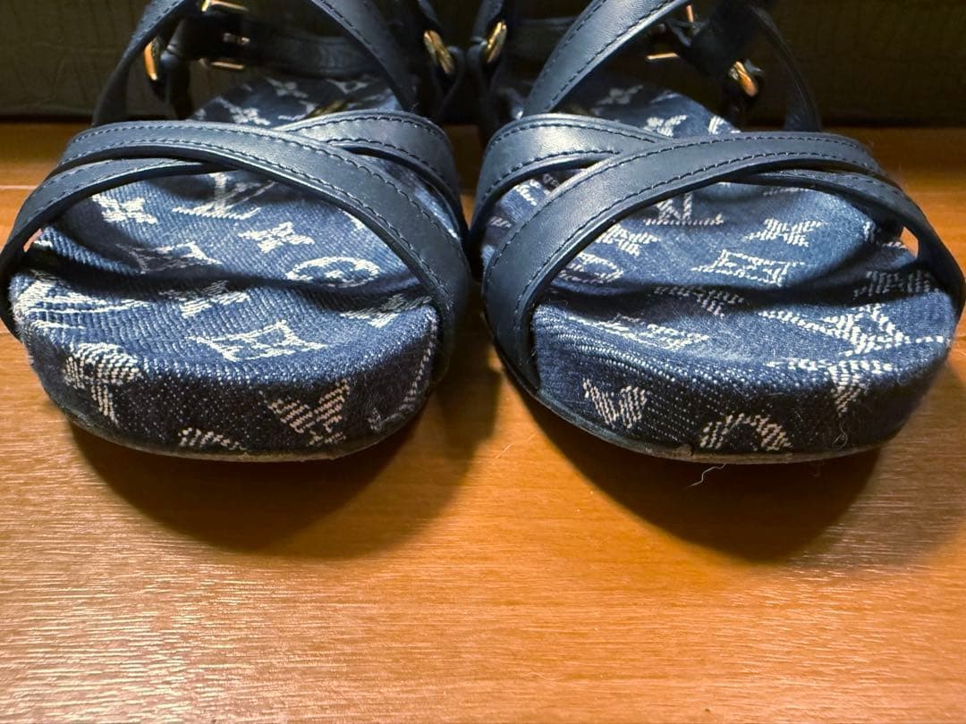 Louis Vuitton Monogram Denim Sandals Flat US 6.5 EU 36 Navy Gold Metal LV Logo