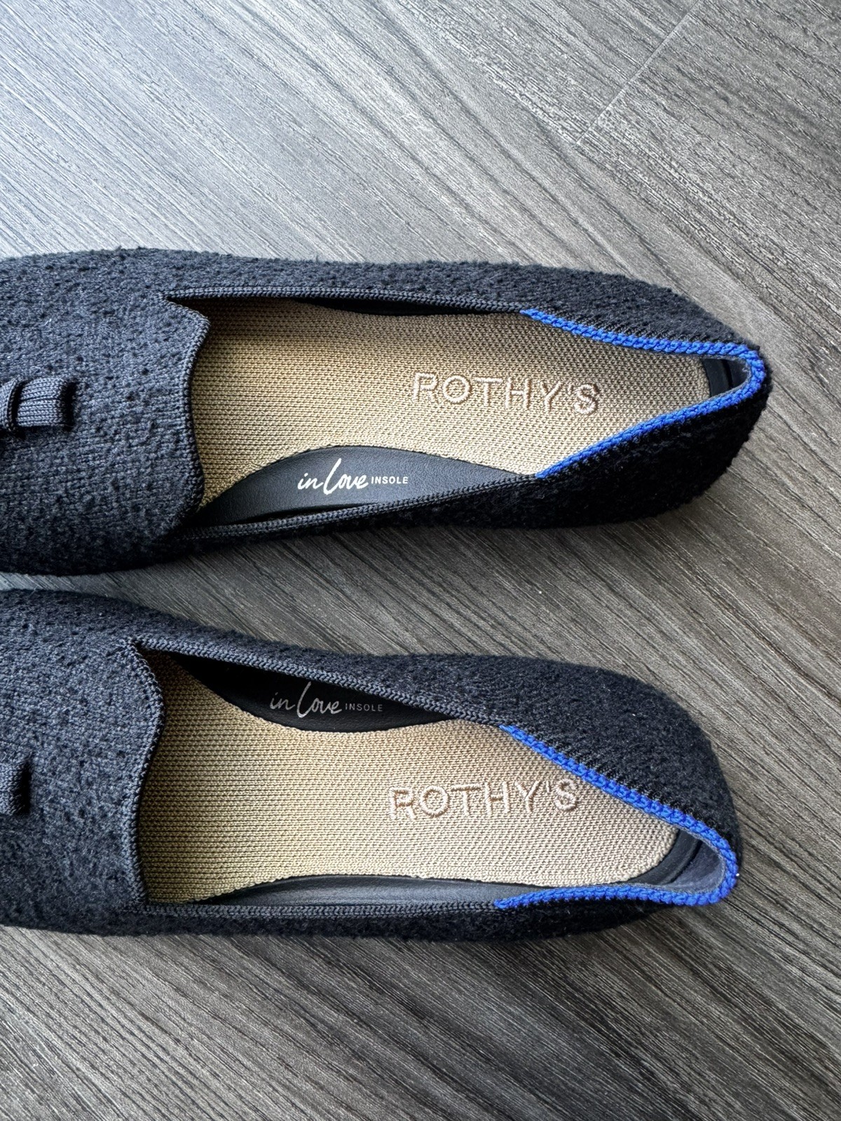 New Rothy’s Black Almond Tassel Loafer size 6