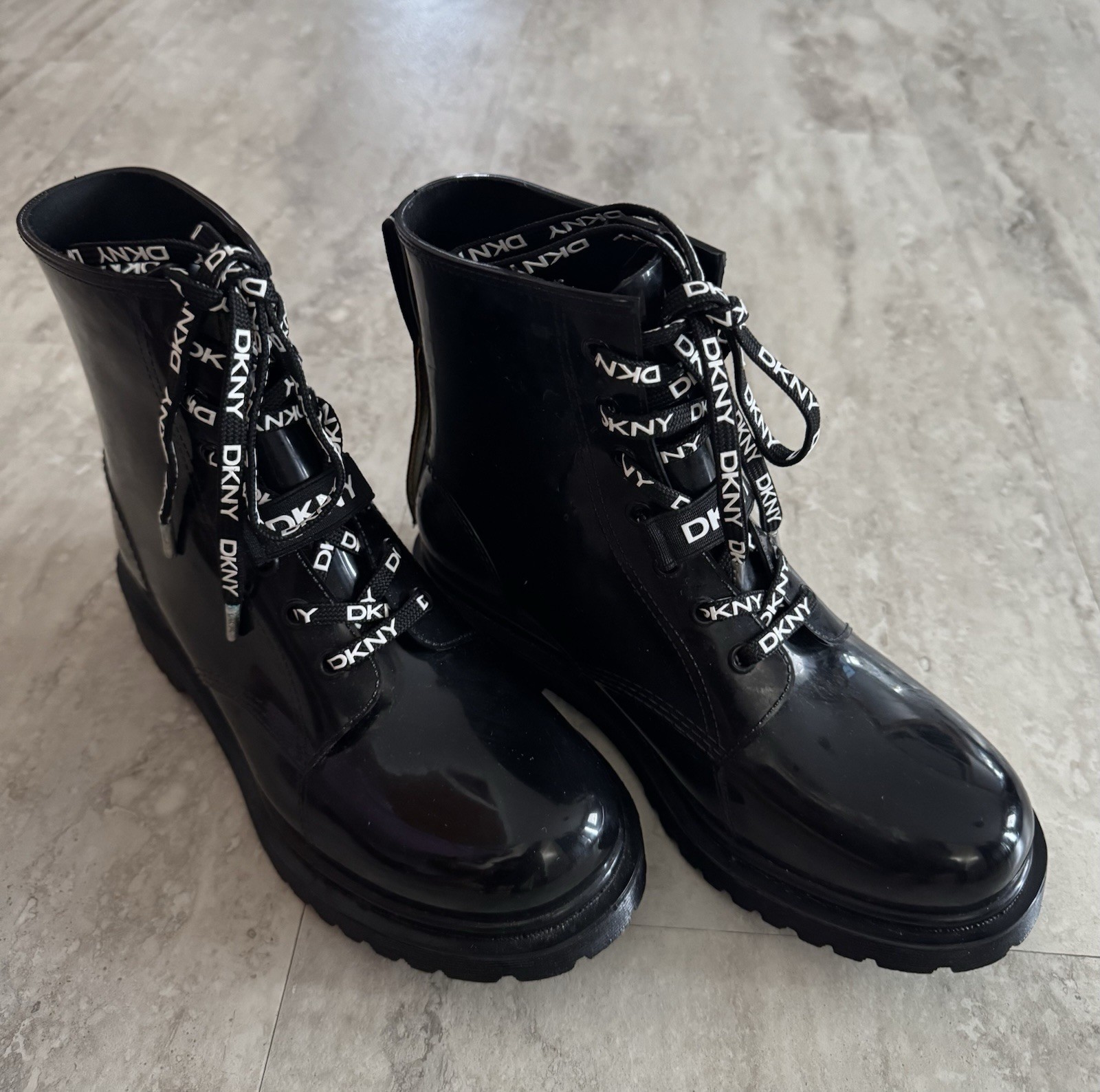 DKNY Black Combat Boots Women Logo Lace-Up Chunky Sole Ankle Boots.Winter/spring