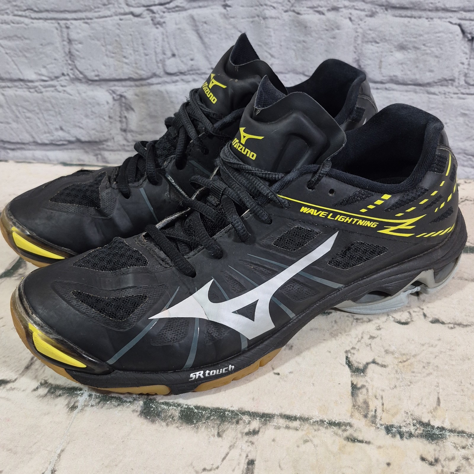 Mizuno Wave Lightning Z3 Black Volleyball Shoes Women’s Athletic Size 9.5