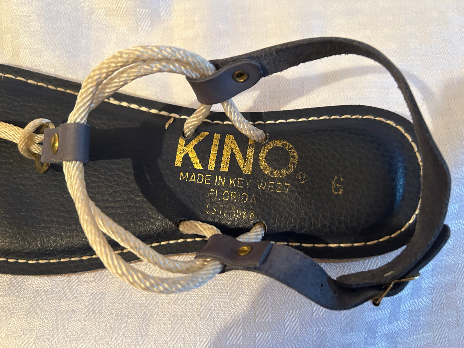 KINO Womens Navy Blue Leather Flip Flops-Size 6-Made in Key West FL