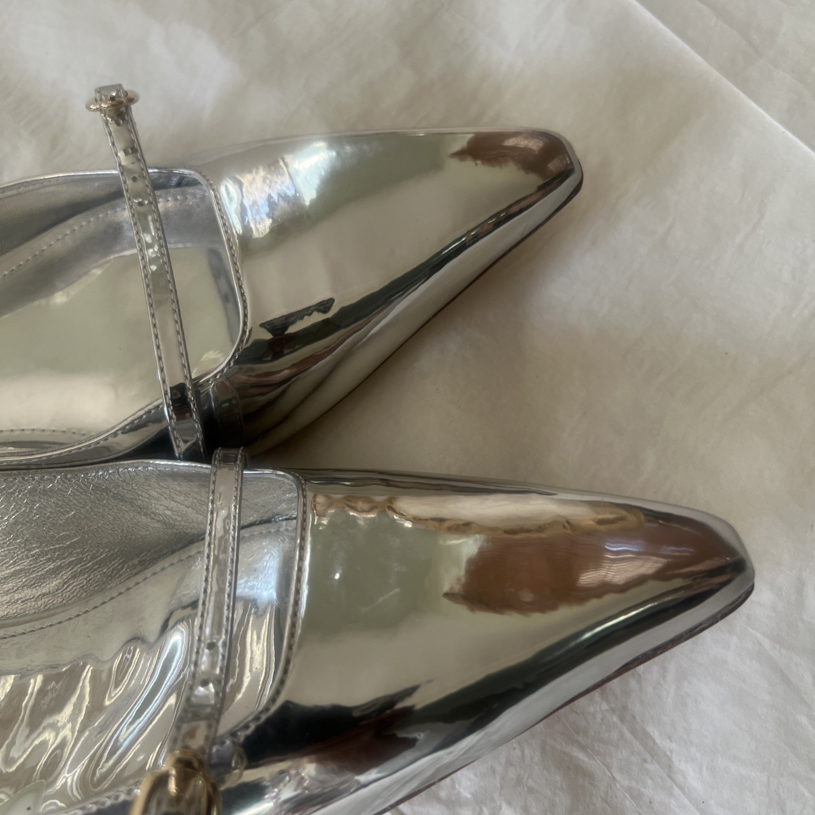 Larroude Womens Ines Slingback Flat In Silver Specchio Size 11