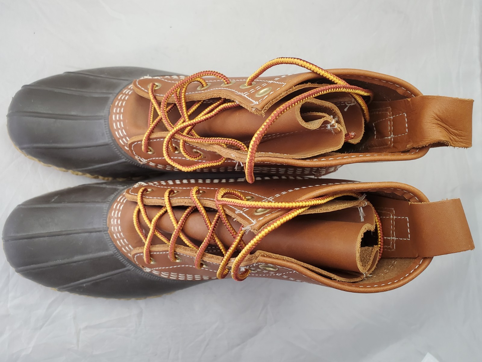 L.L.Bean 8″ Unlined Bean Boots Womens Size 8M Chain Tread Brown Leather USA Made