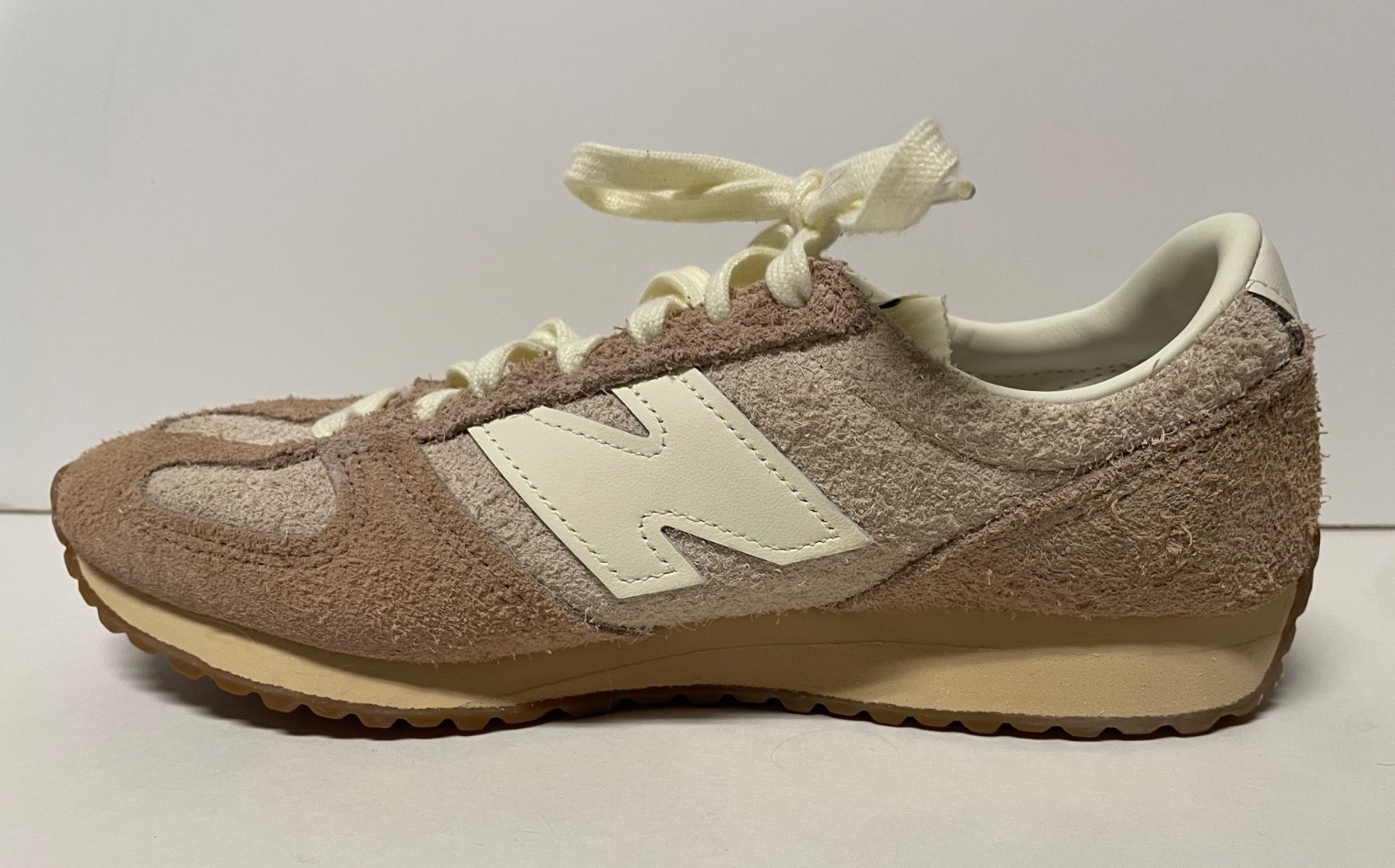 New Balance 471 sneakers beige brown suede cream white 8.5 7