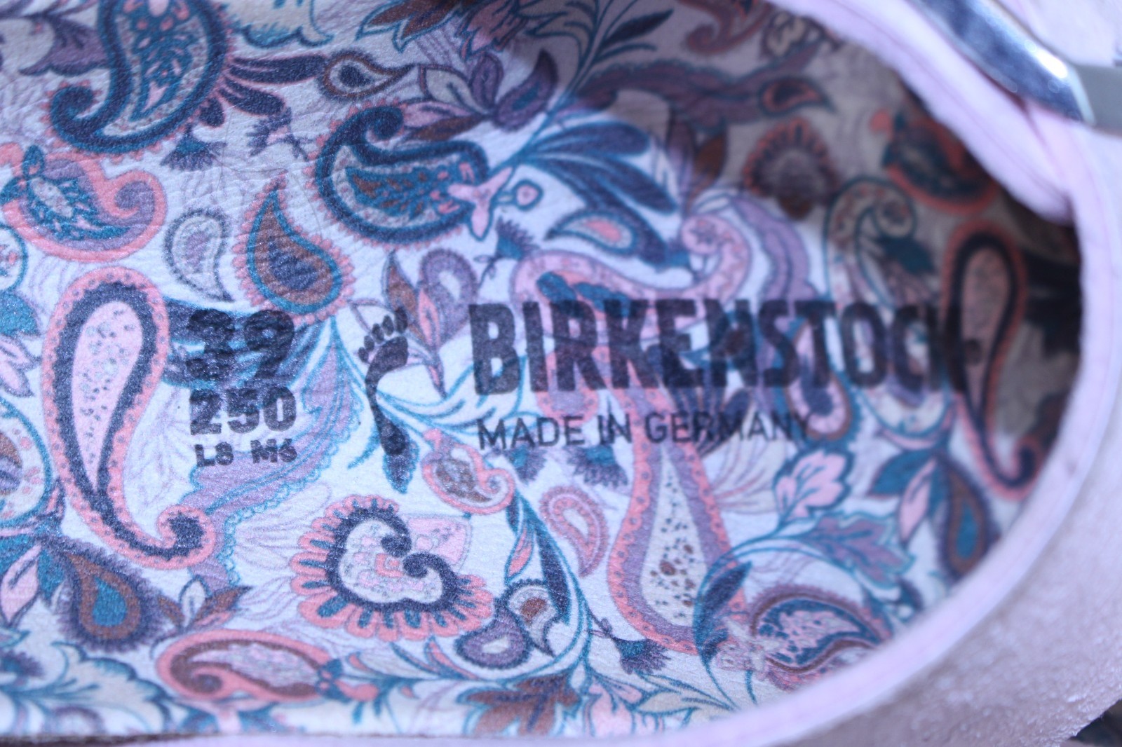Women Birkenstock 39 Sandals Slip-On Shoes Germany Slides L8 M6 Paisley Pink GUC