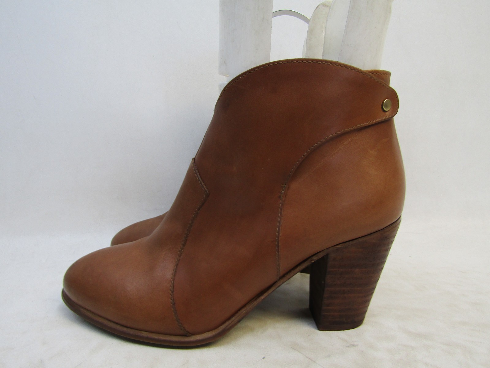 Boden Womens Size 39 EUR Brown Leather Zip Ankle Fashion Boots Booties