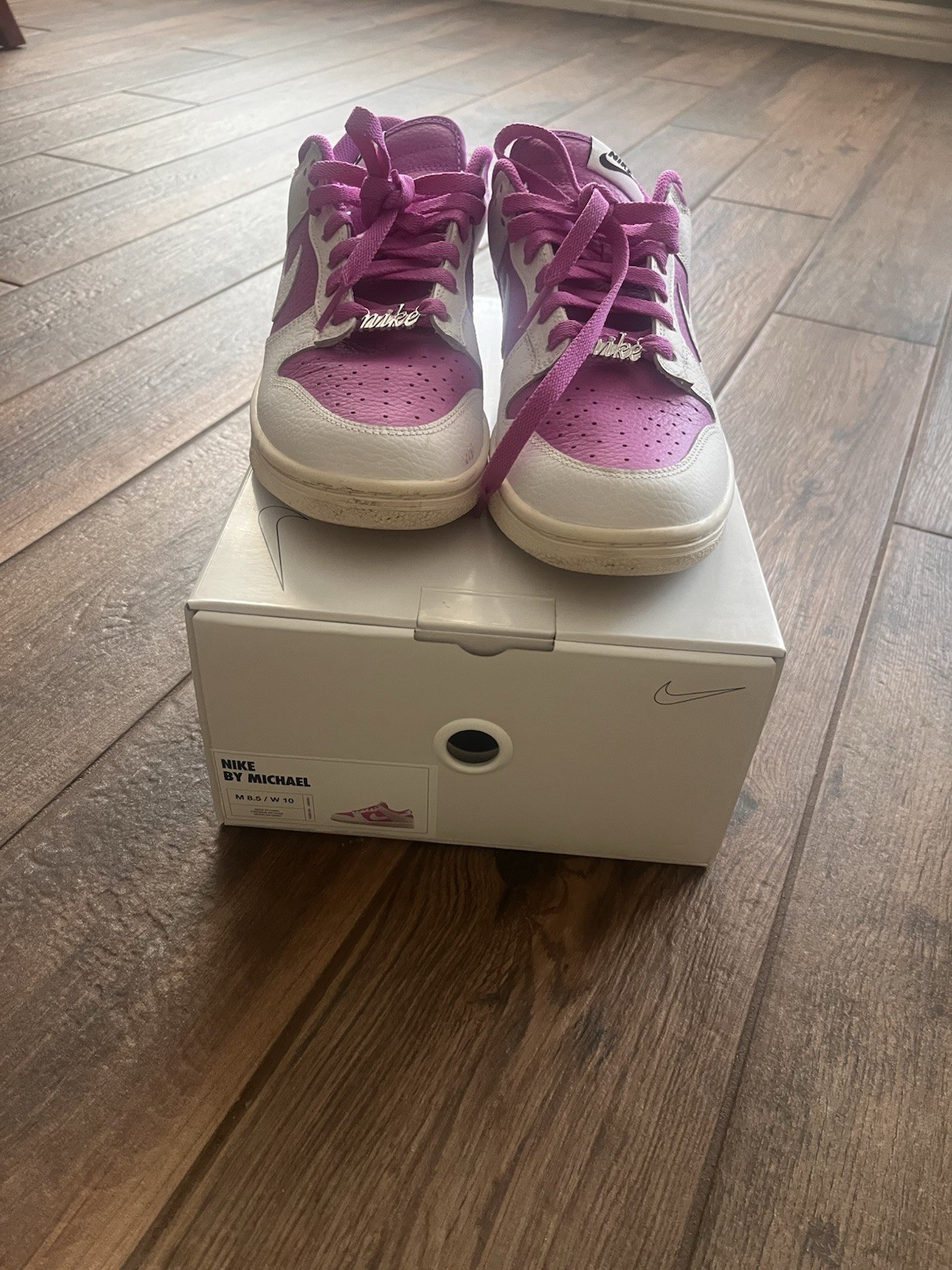 Nike By Michael Pink/White Low Top Leather Lace-Up Cushioned Sneakers MICHAEL