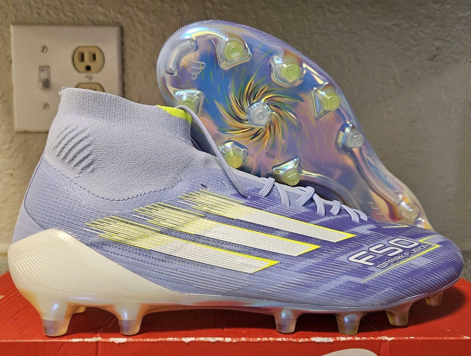 $260 Adidas F50 Sparkfusion Elite Mid FG Soccer Cleats Violet Women’s 8 / Mens 7