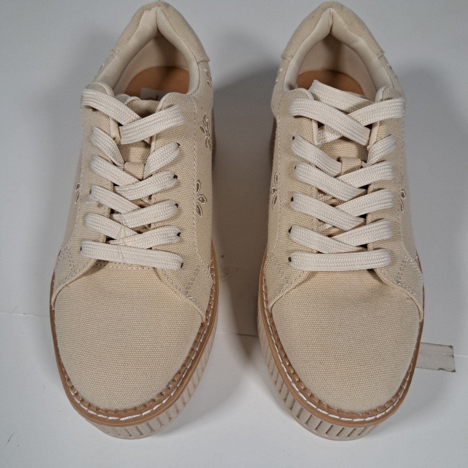 Dolce Vita Brin Eyelet Platform Seaker Cream Size 8