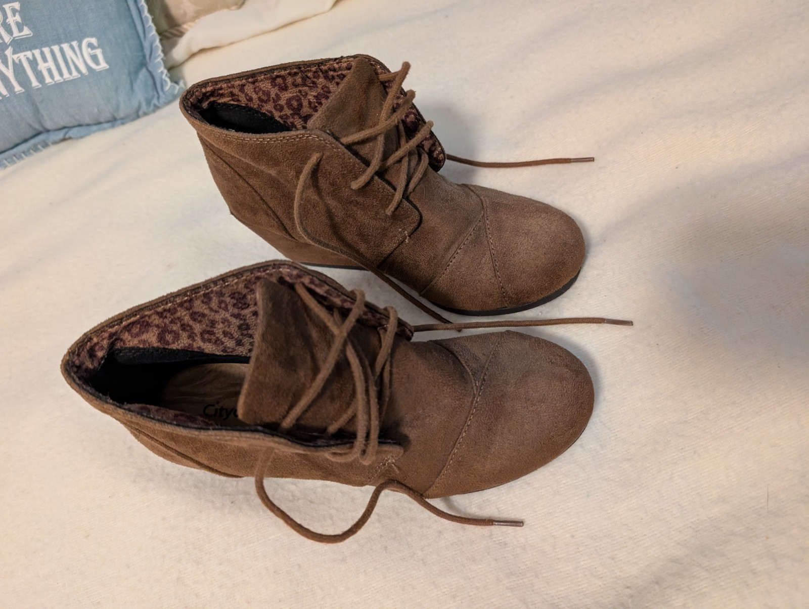 Brown Chunky Booties Y2K Platform Lace Up Solid Print Women’s Size 6
