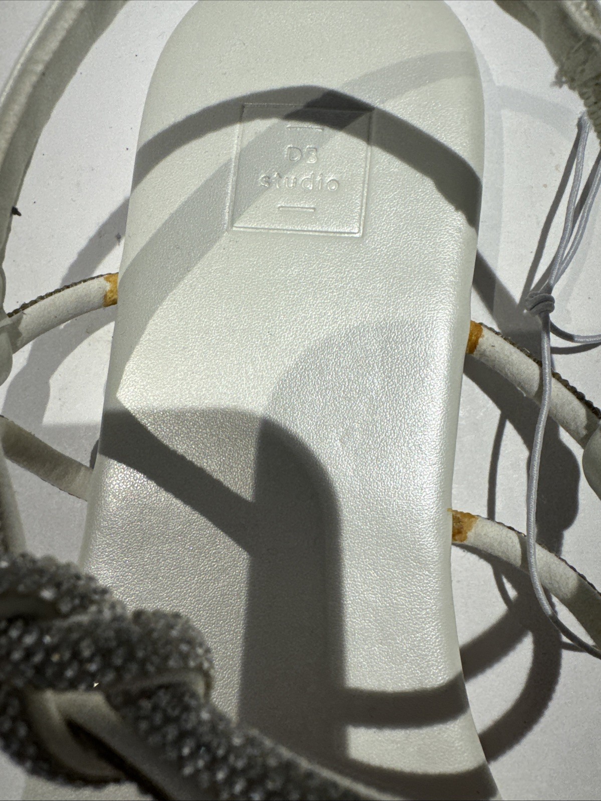 David’s Bridal Ivory Crystal Embellished Flat Sandals Strap And Knot Size 9 NWT