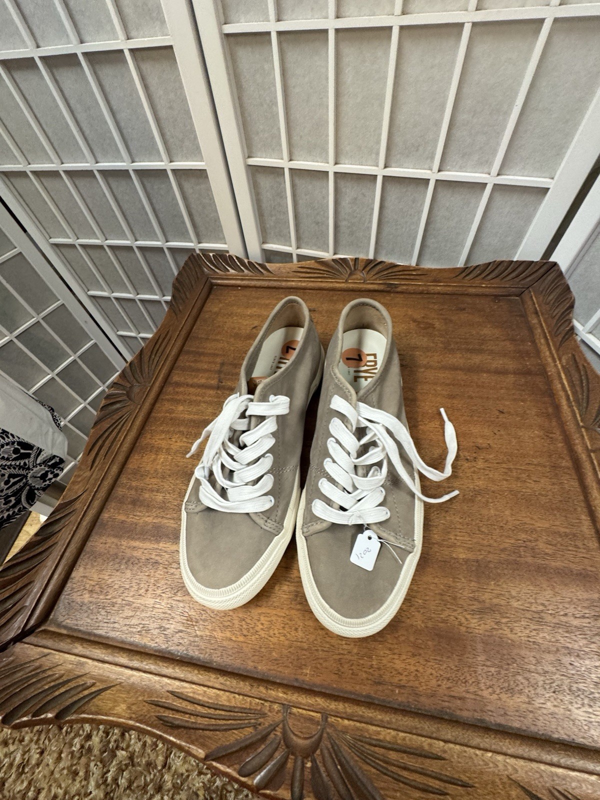 Frye, Woman, Tennis shoes, Gray-Brown, Size 7, Leather, Lace Up.!