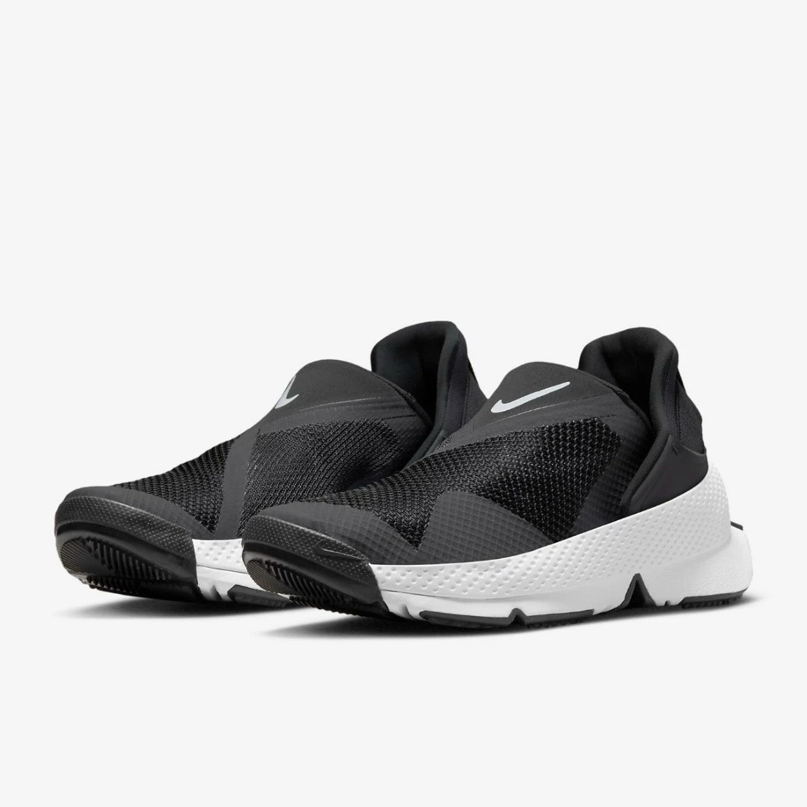Nike Go Flyease Easy Slip On/Off Shoes Sneakers Black White NEW Womens Size 8.5