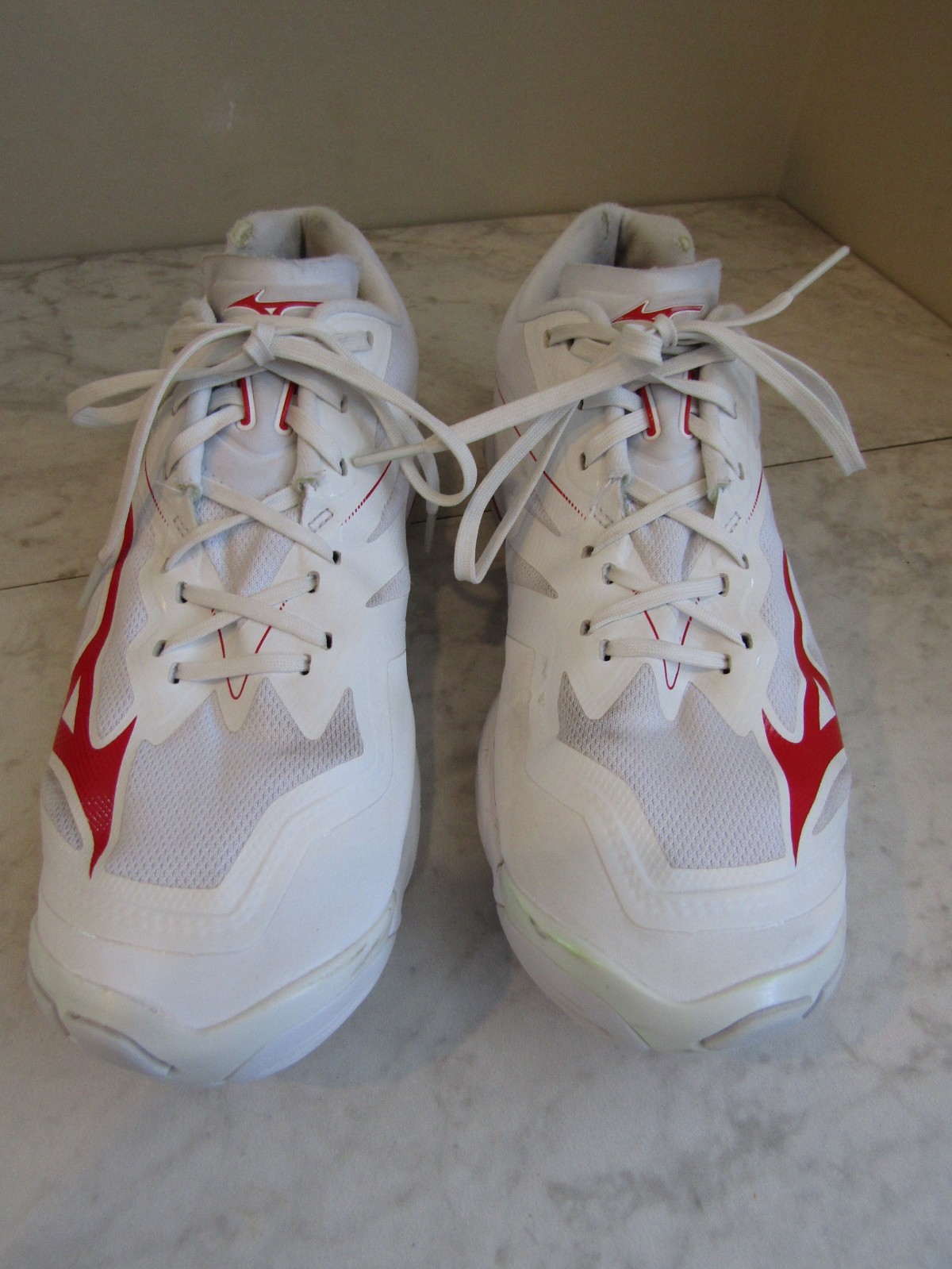 Mizuno Wave Lightning Z6 White Lace up Logo Sneakers Women’s Size 11.5 EU 42