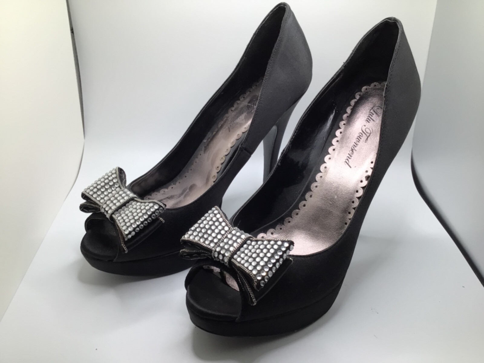 Women’s Lulu Townsend Black Fabric Stiletto Heels w/ Rhinestone Bow Sz 9.5 M
