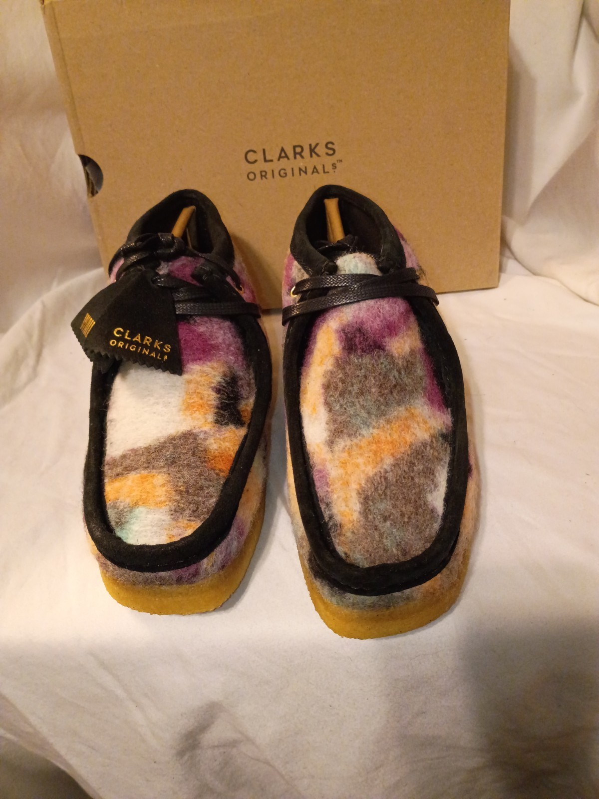 Clarks Women’s Wallabee Boot Wool Combination Size 8.5 $80
