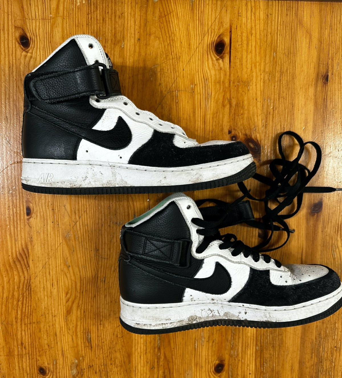 Nike Sneakers Air Force 1 High Retro Black White Leather US 8.5 DN4161-991