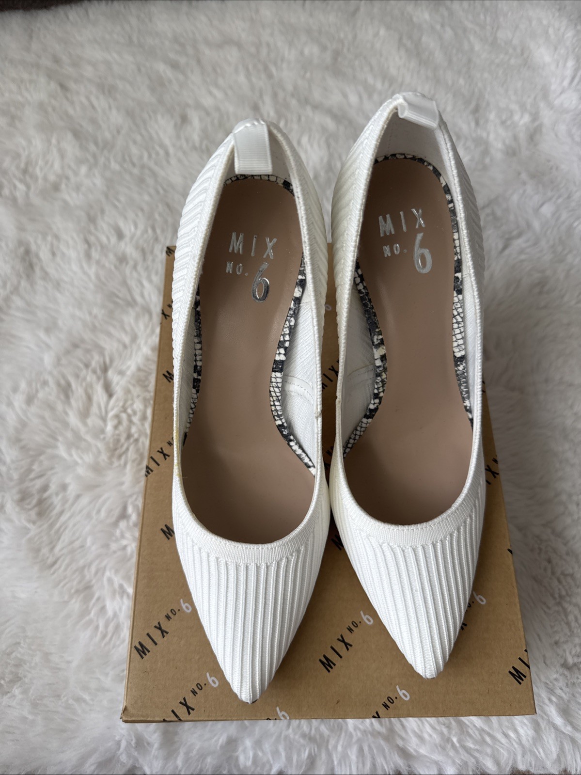 Mix No. 6 White Stretch Knit/Webbing Pumps 8M