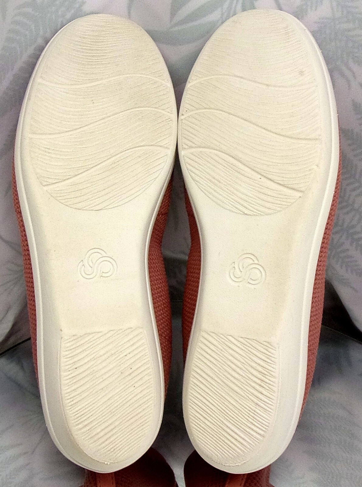 CLARKS ARLA PAIGE PINK KNIT FABRIC LOAFERS SLIP ONS COMFORT SHOES WOMENS SZ 8 M