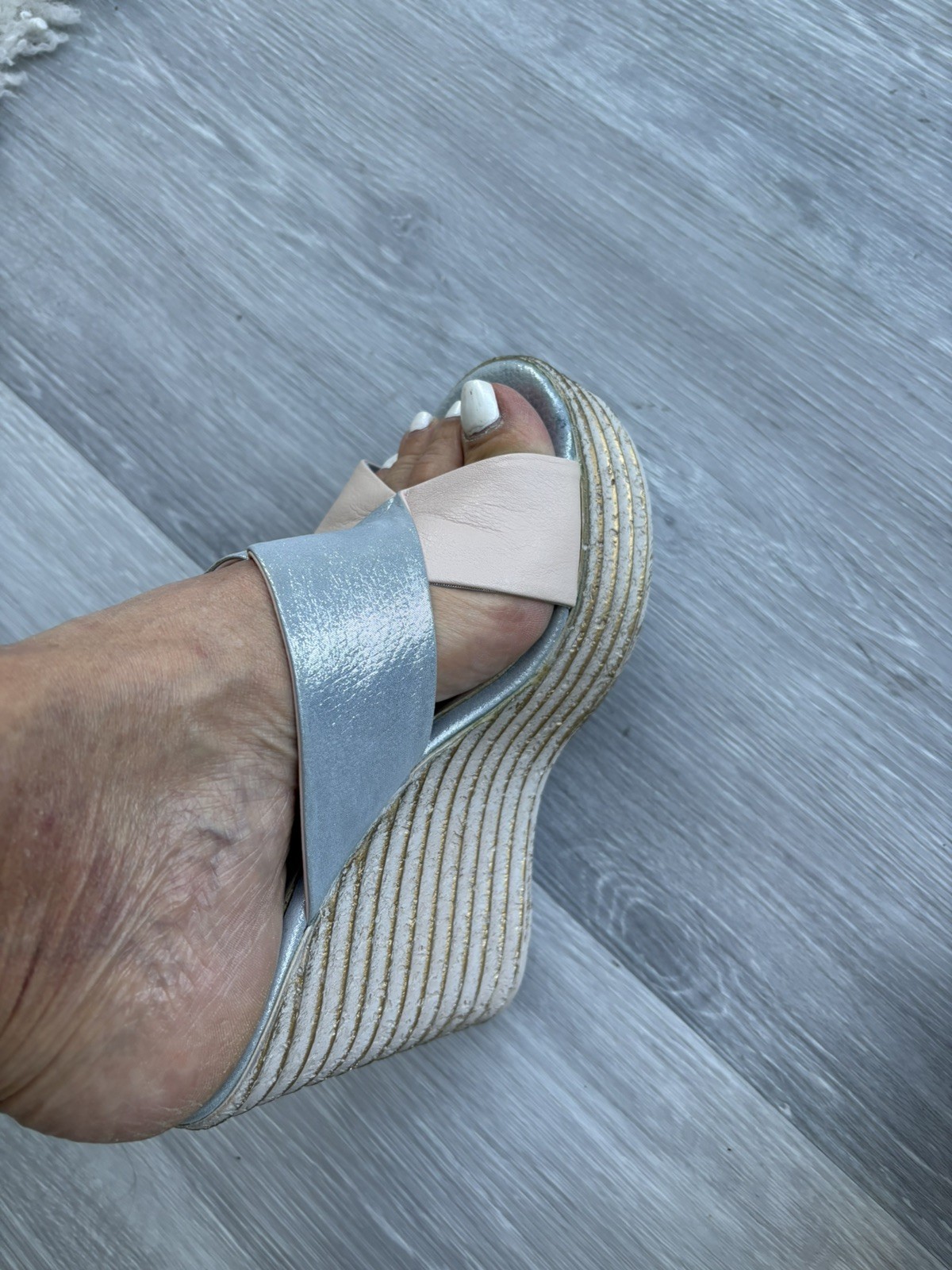 Beautiful Designer Pure Leather Wedge Sandals European Made Size 8