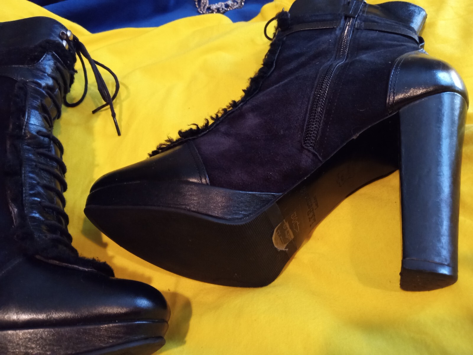 L.K. Bennett Gorgeous Butter Soft Suede Leather Boots Heels Black Must See! US 7