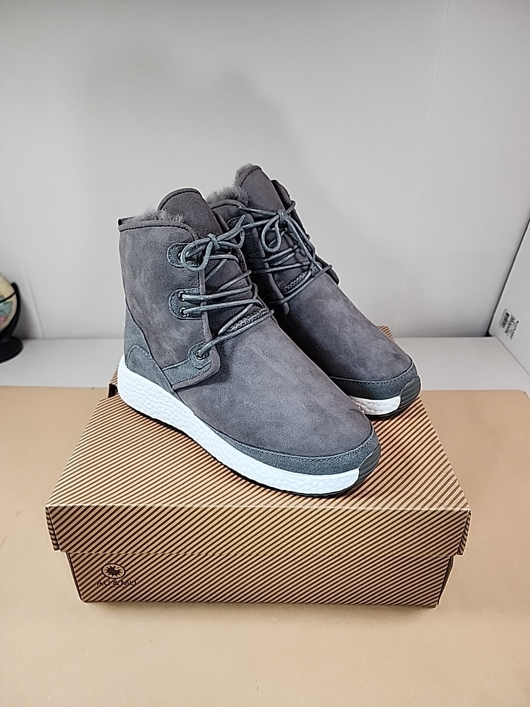 Size 6 AU & MU AUMU Australia Women’s Classic Short Sheepskin Lace Up Boots