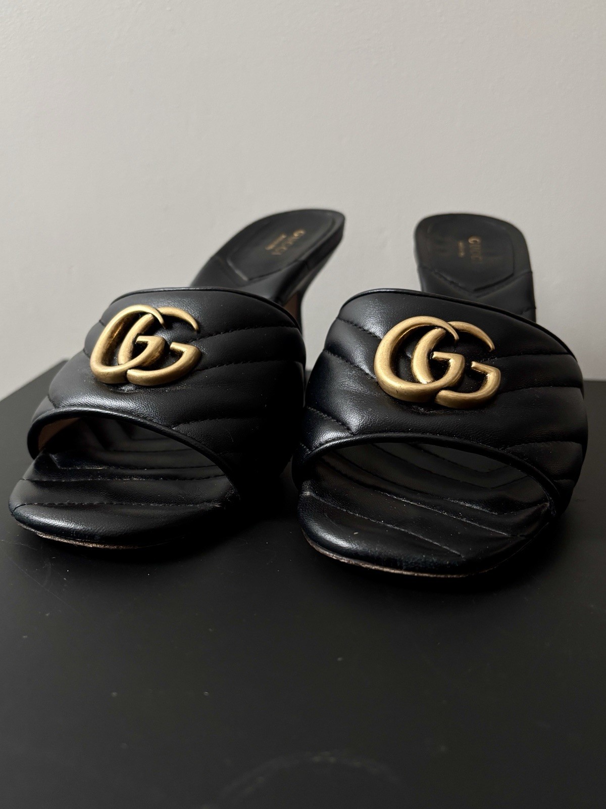 Gucci Nappa Matelasse GG Marmont Black Quilted Leather Heel Sandals Size 9