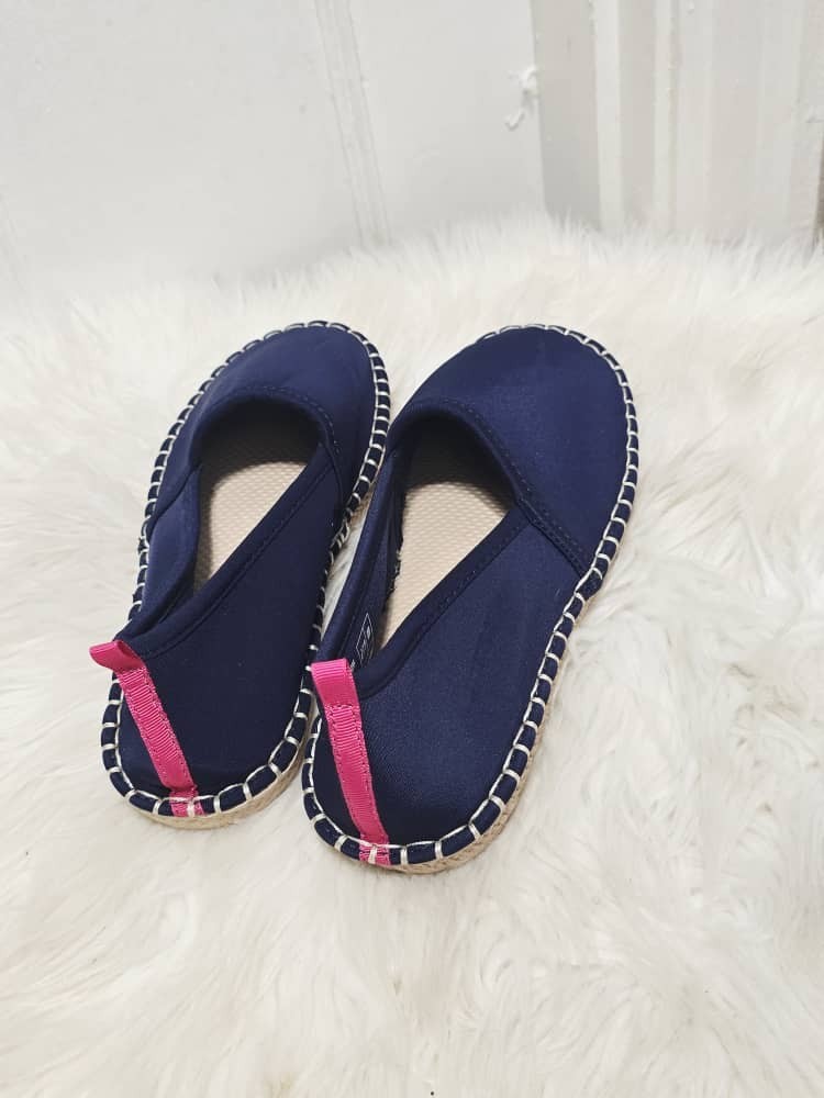 Lands’ End Espadrille Beach and Water Deep Navy Blue Shoe Women’s Size 7.5B