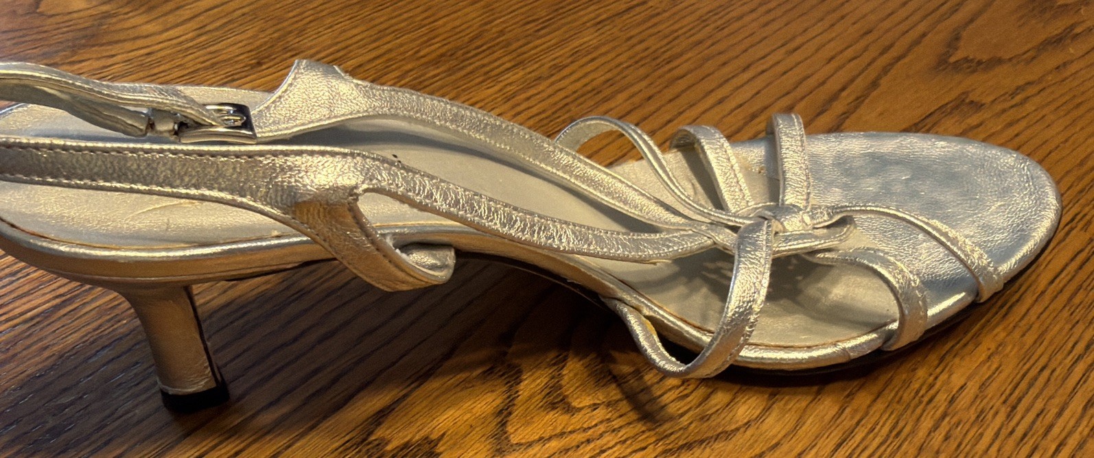 VANELI Strappy Silver Metallic Sandal Heels Women’s Sz 8.5