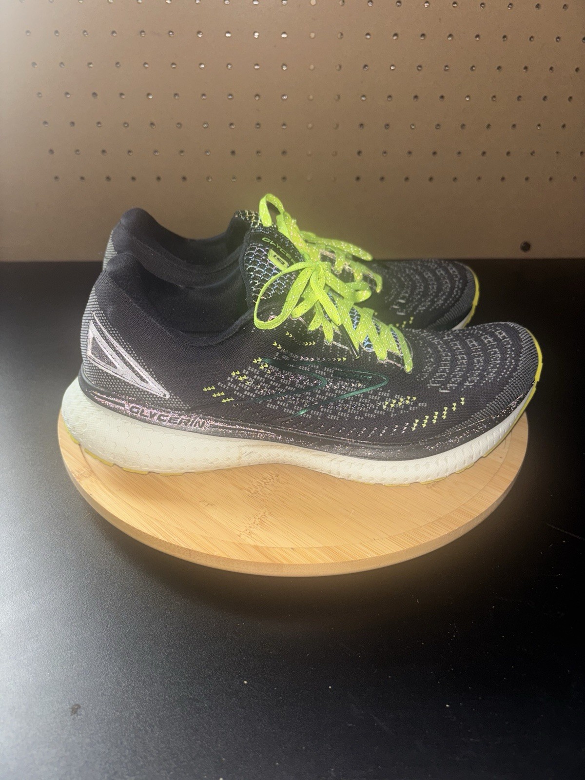 Brooks Glycerin Size 8.5 Women / GTS 19 Black/Metallic/yellow