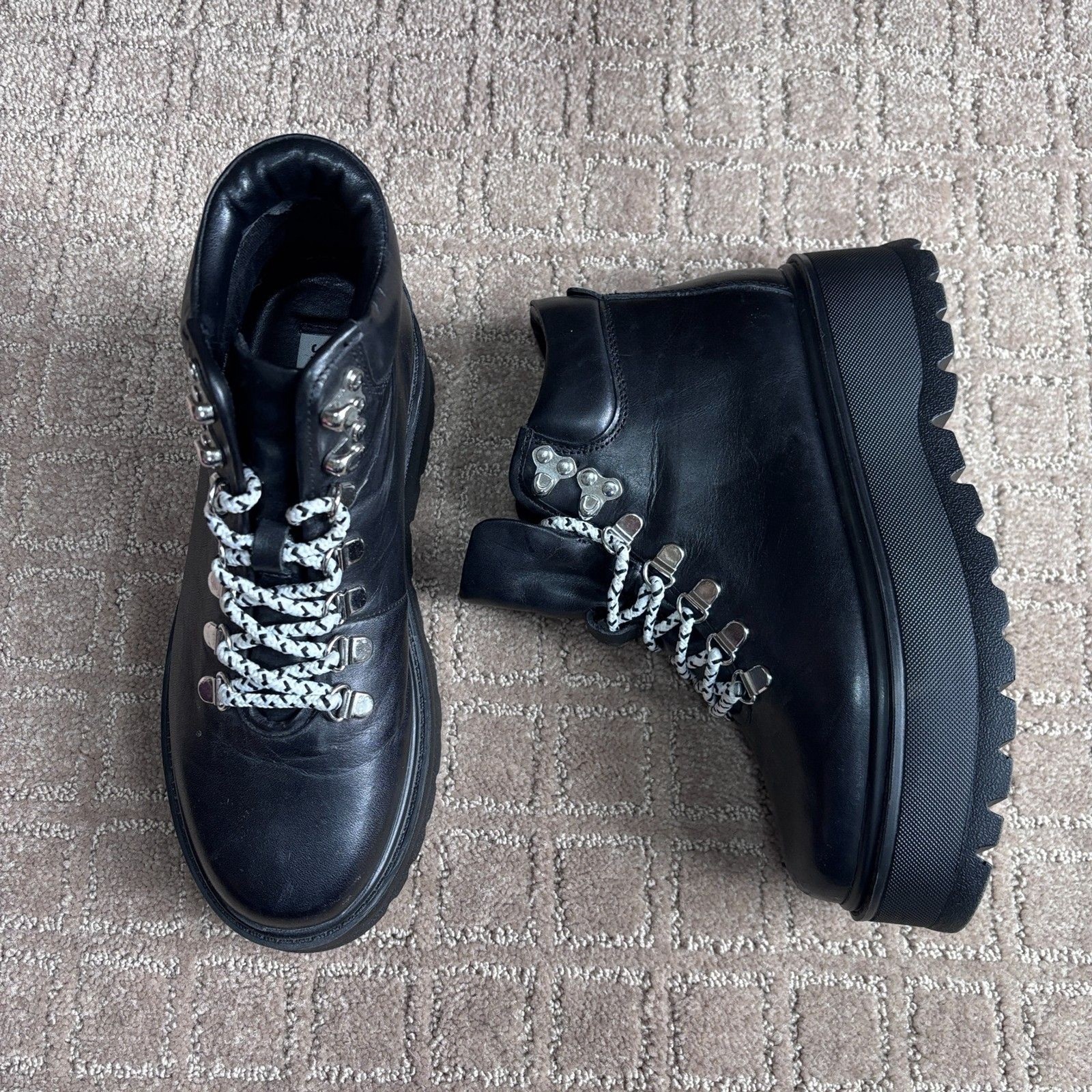 Steve Madden Leather Chunky Boots Women’s 7.5 Black Lace Up Punk Grunge Platform