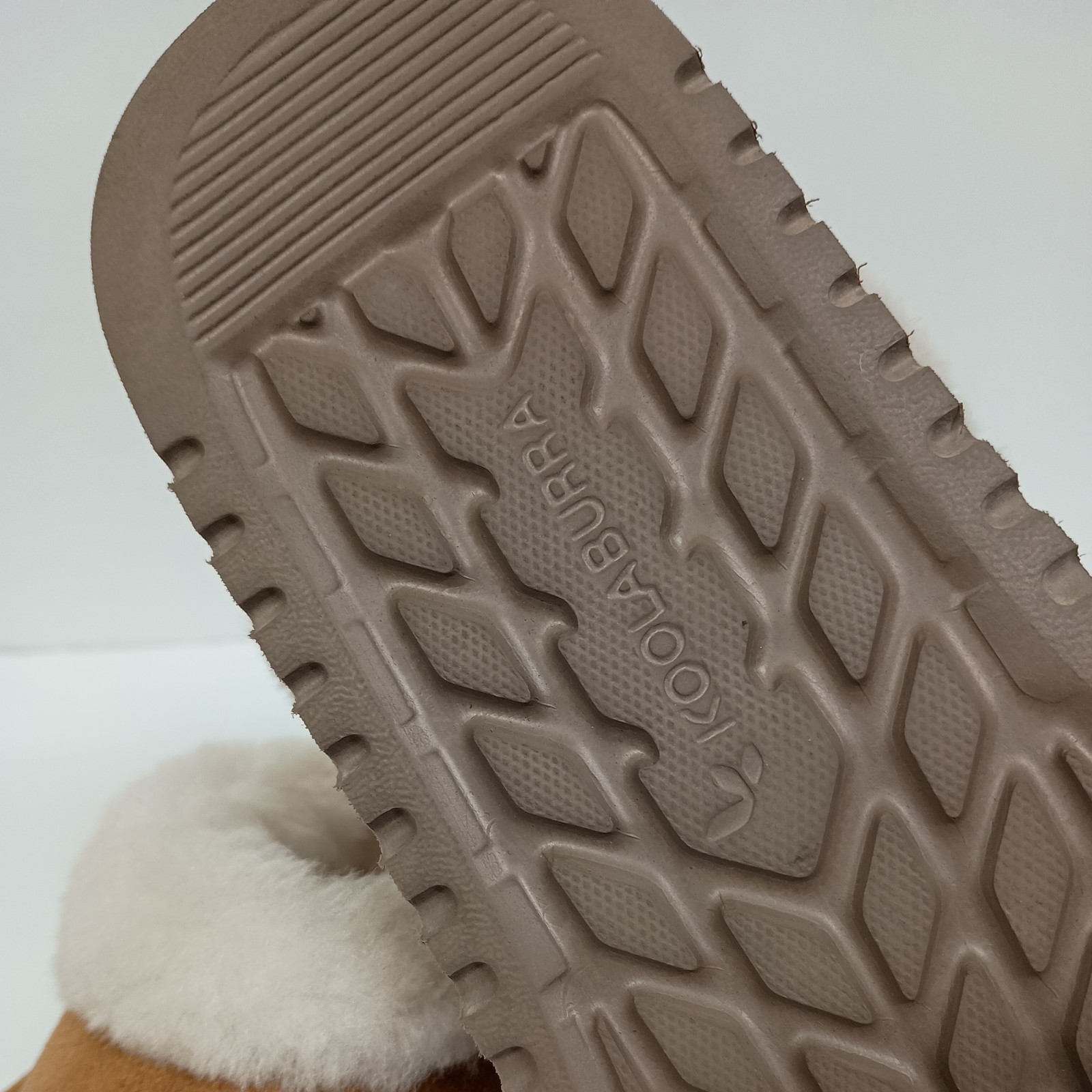 Koolaburra by UGG Advay Slip-On Women’s Size 9 Sand Sherpa Lined