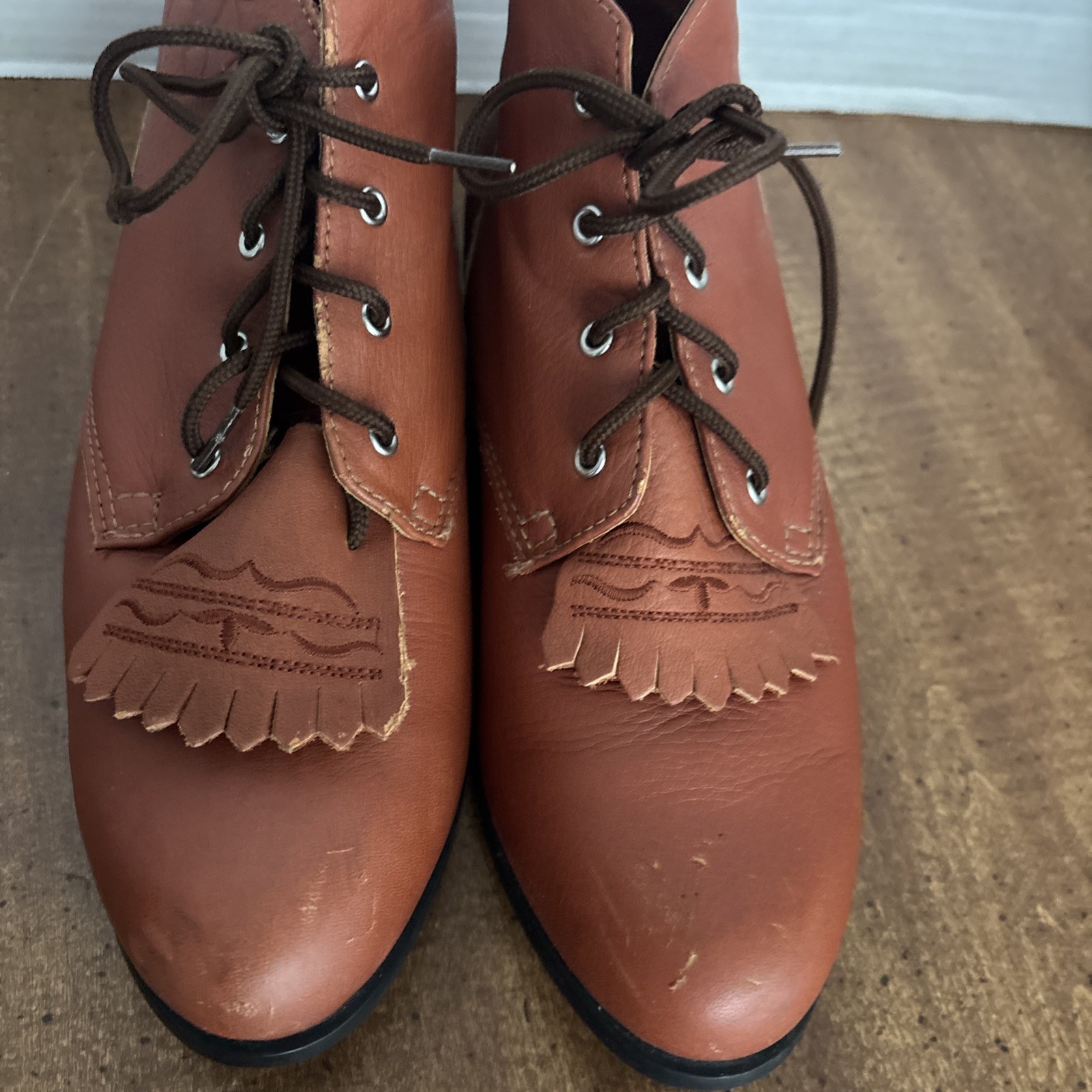 Ariat Woman’s Chukka ATS Ankle Boots Lace-Up Fringe Brown Leather Womens 7.5