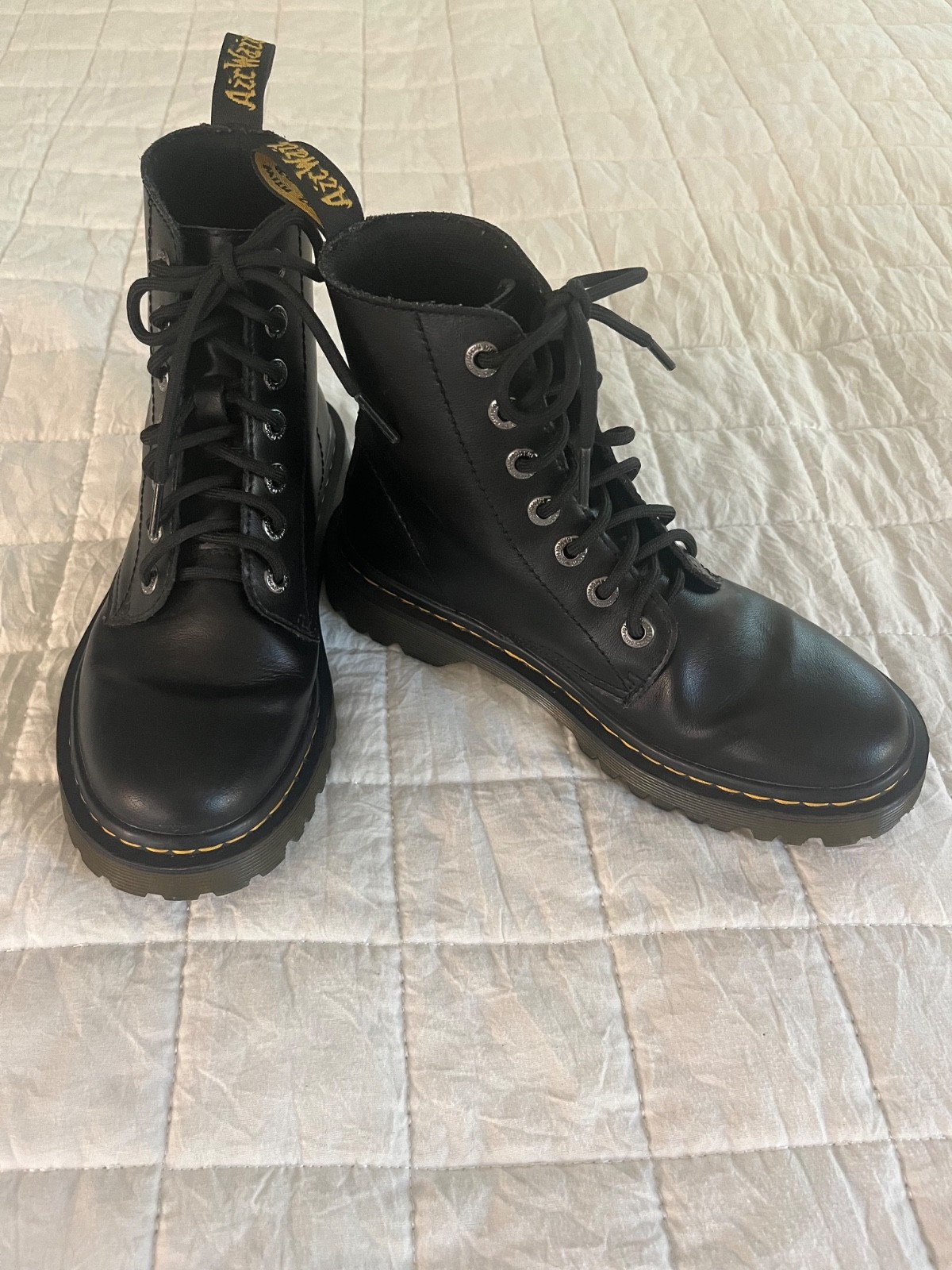 Doc Martin 1460 Air Wair Black Lace-Up Combat Boots Woman’s Size US 6