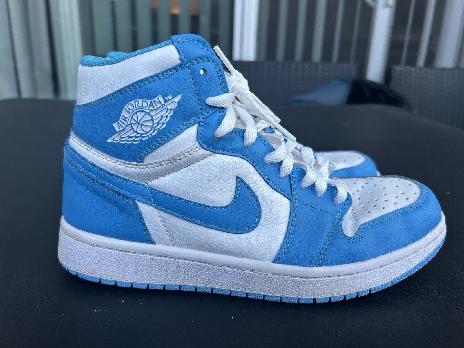 Nike Air Jordan 1 Mid Women’s Size 8.5 White Blue High Top Sneakers
