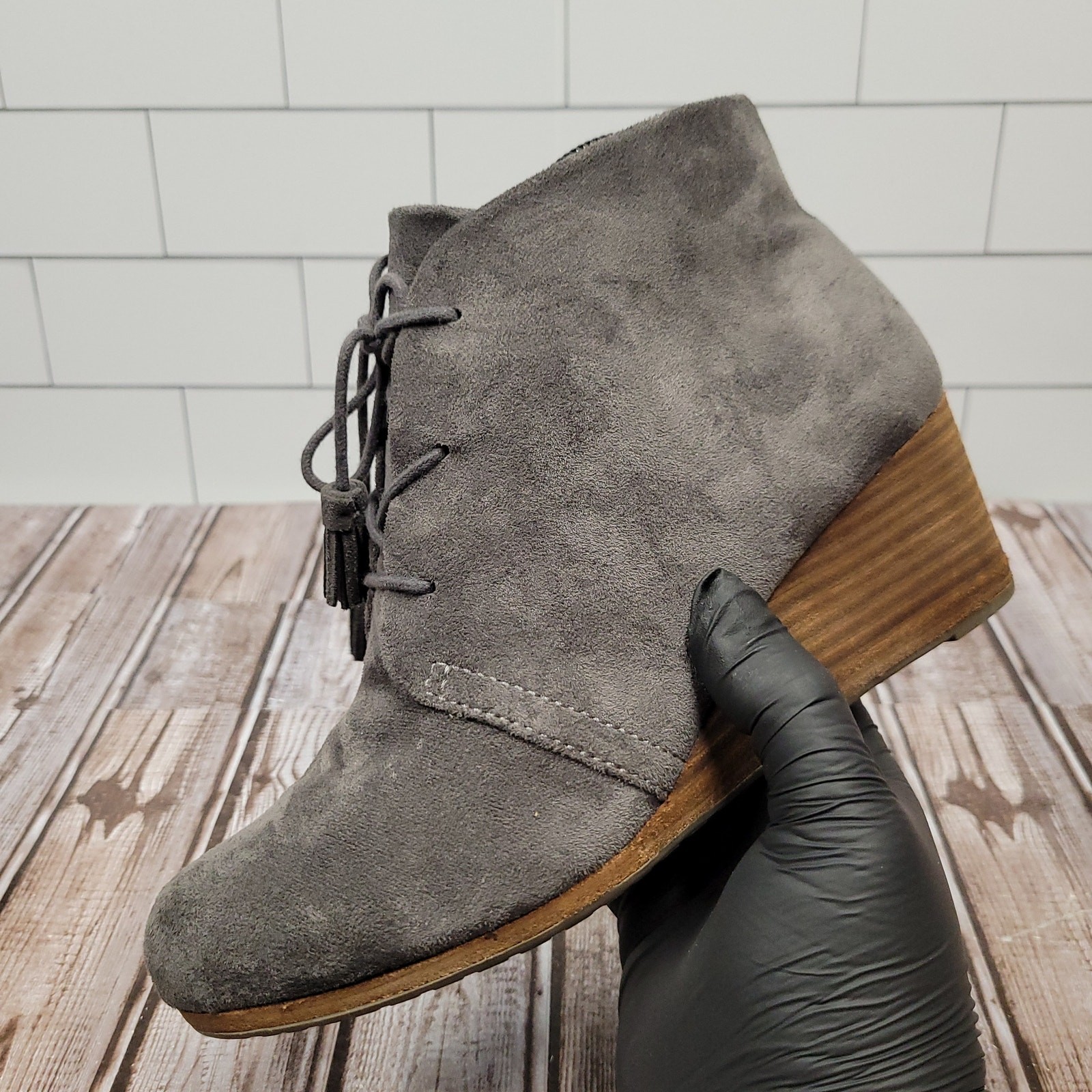 Dr. Scholl’s Dakota Gray Suede Ankle Booties Womens Size 9 Comfort Shoes